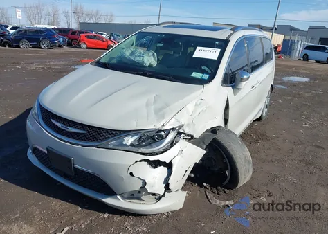 2017 Chrysler Pacifica Limited from USA, damaged, VIN 2C4RC1GG2HR564807